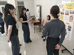 教育実践報告の様子